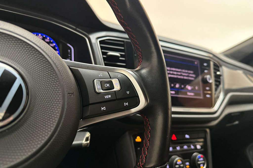 Volkswagen T-Roc (L972RT) met abonnement