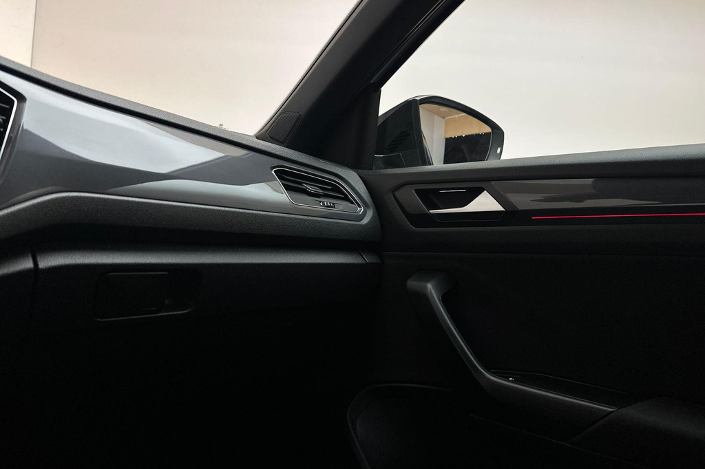 Volkswagen T-Roc (L972RT) met abonnement