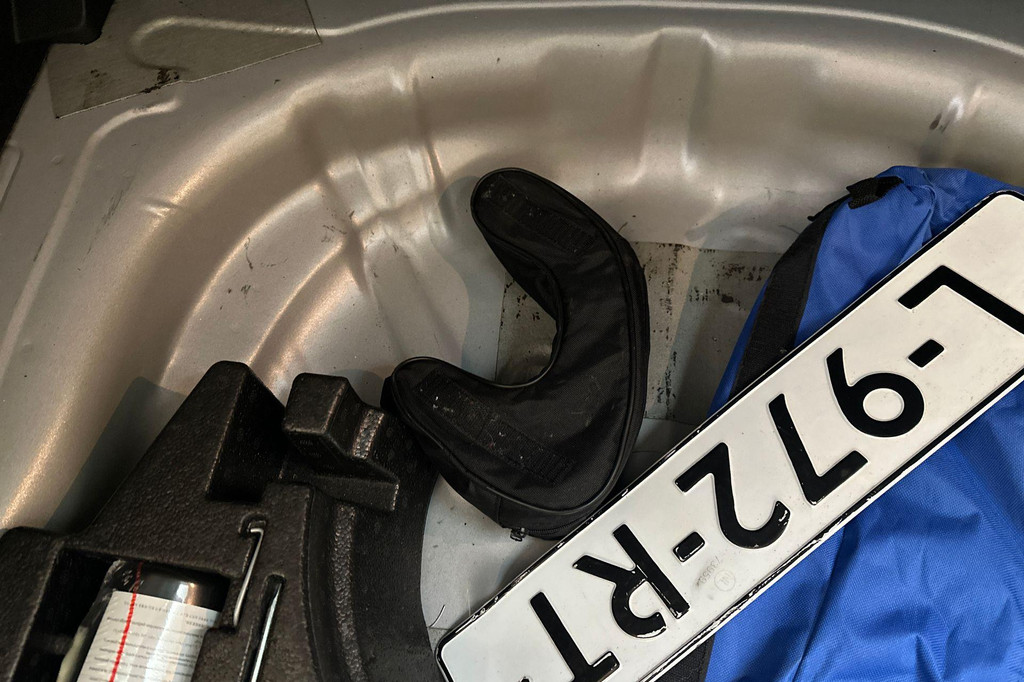 Volkswagen T-Roc (L972RT) met abonnement