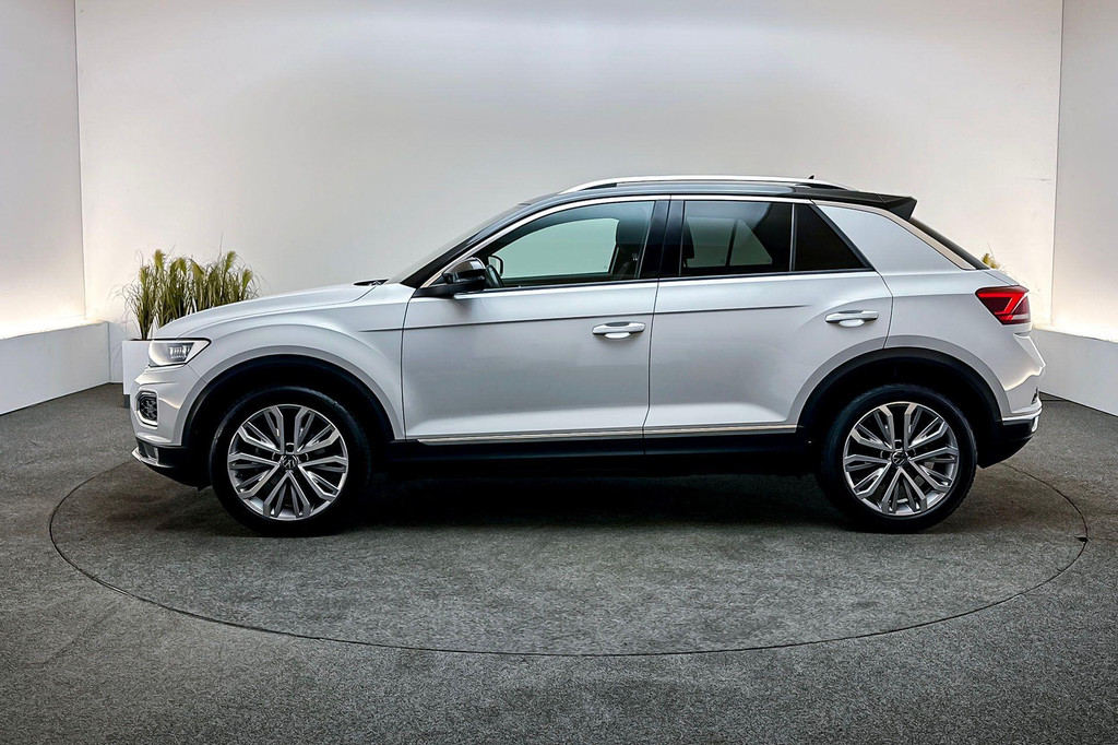 Volkswagen T-Roc (L972RT) met abonnement