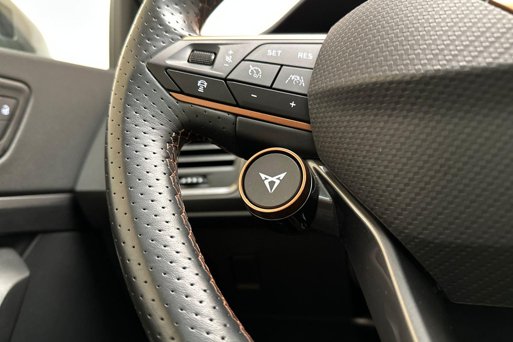 CUPRA Ateca (KHP77T) met abonnement