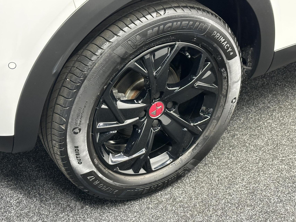 DS DS 3 (N570ZJ) met abonnement