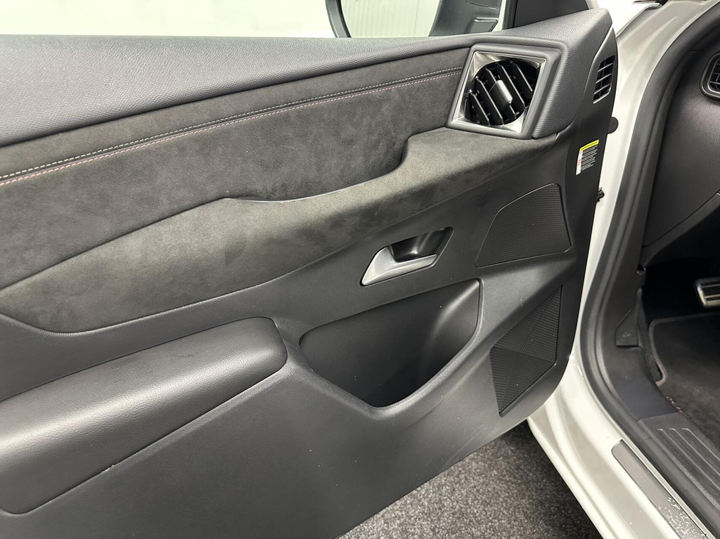 DS DS 3 (N570ZJ) met abonnement