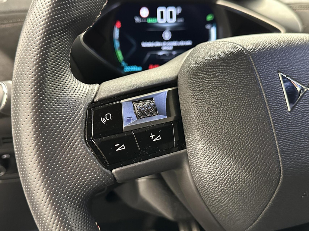DS DS 3 (N570ZJ) met abonnement