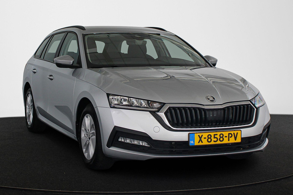 ŠKODA Octavia (X858PV) met abonnement