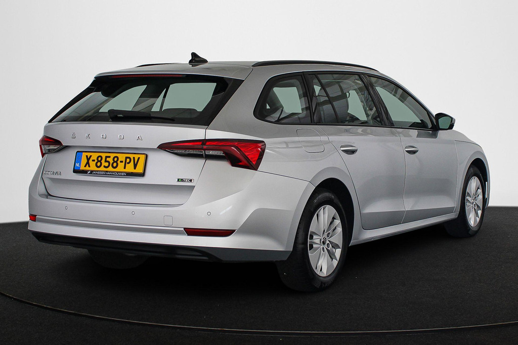 ŠKODA Octavia (X858PV) met abonnement