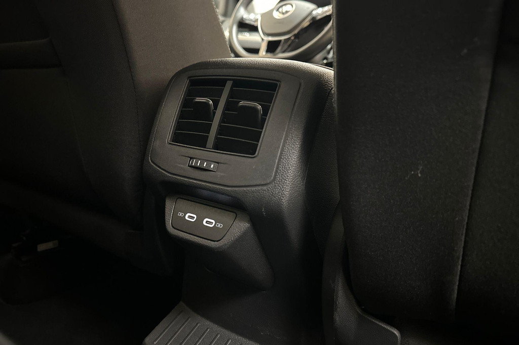 Volkswagen T-Roc (N490JR) met abonnement
