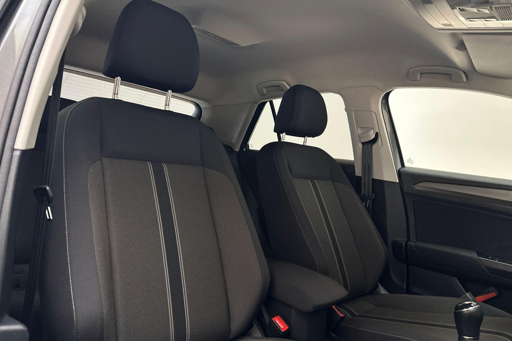 Volkswagen T-Roc (N490JR) met abonnement
