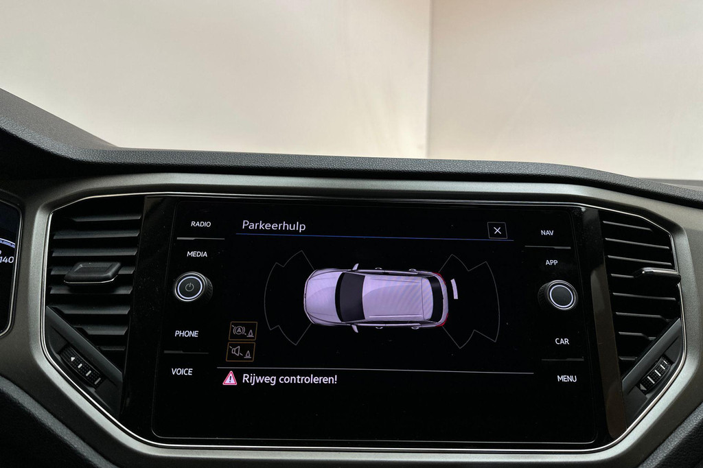 Volkswagen T-Roc (N490JR) met abonnement