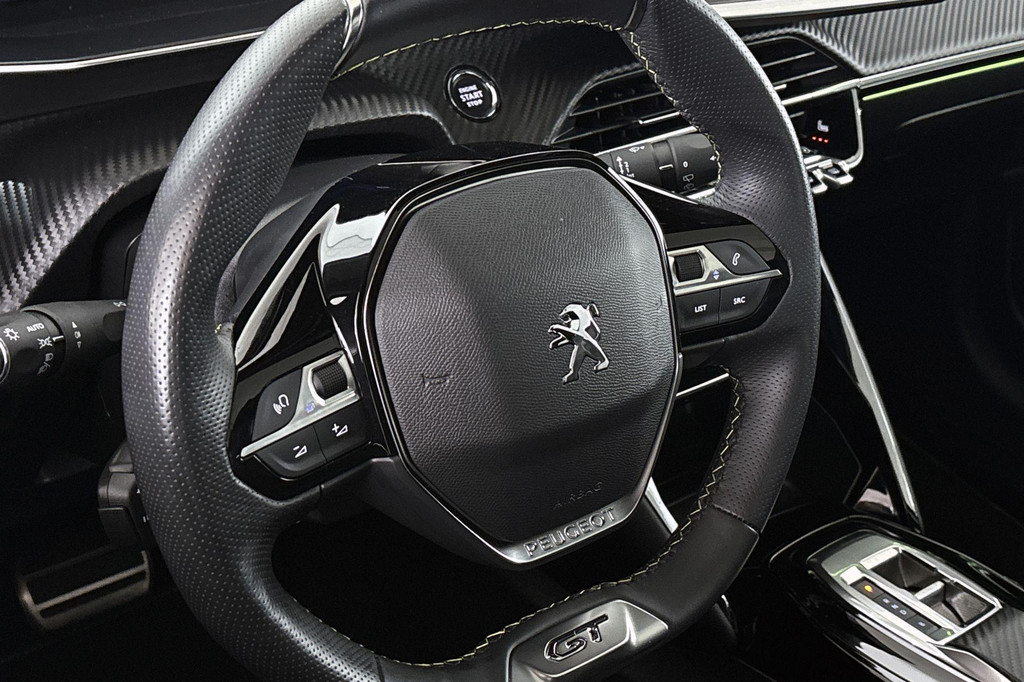 Peugeot e-208 (S633LL) met abonnement