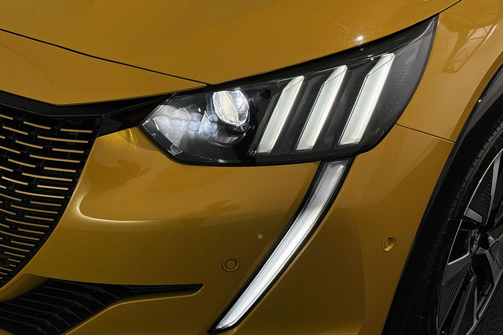 Peugeot e-208 (S633LL) met abonnement
