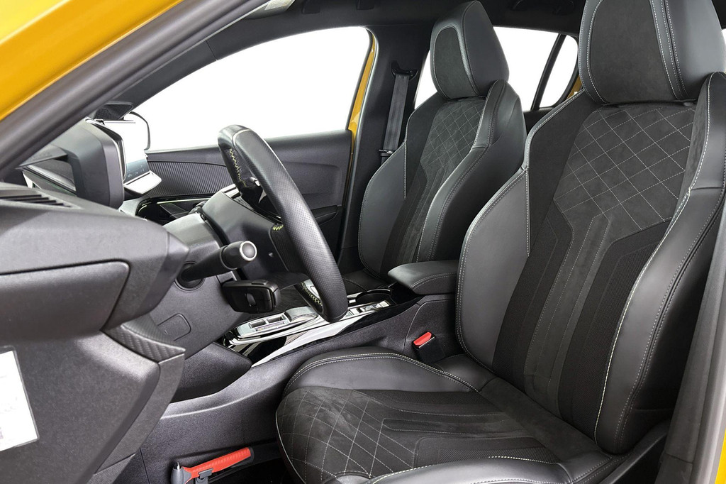 Peugeot e-208 (S633LL) met abonnement