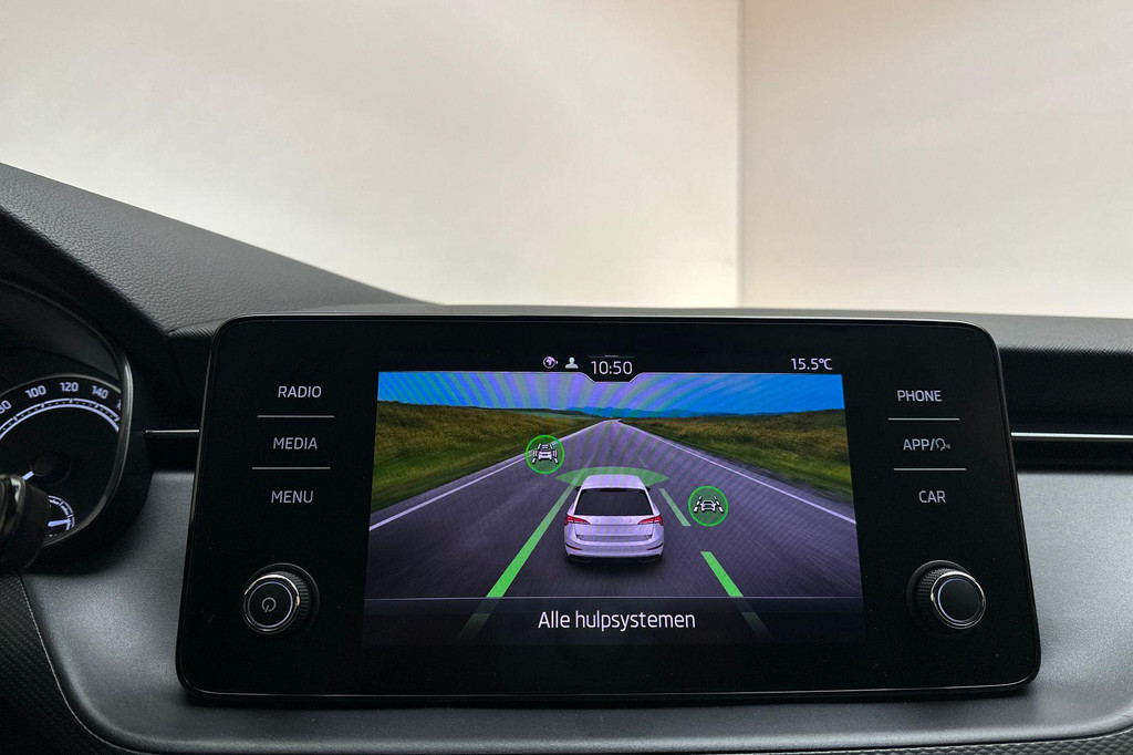 ŠKODA Scala (X262PD) met abonnement