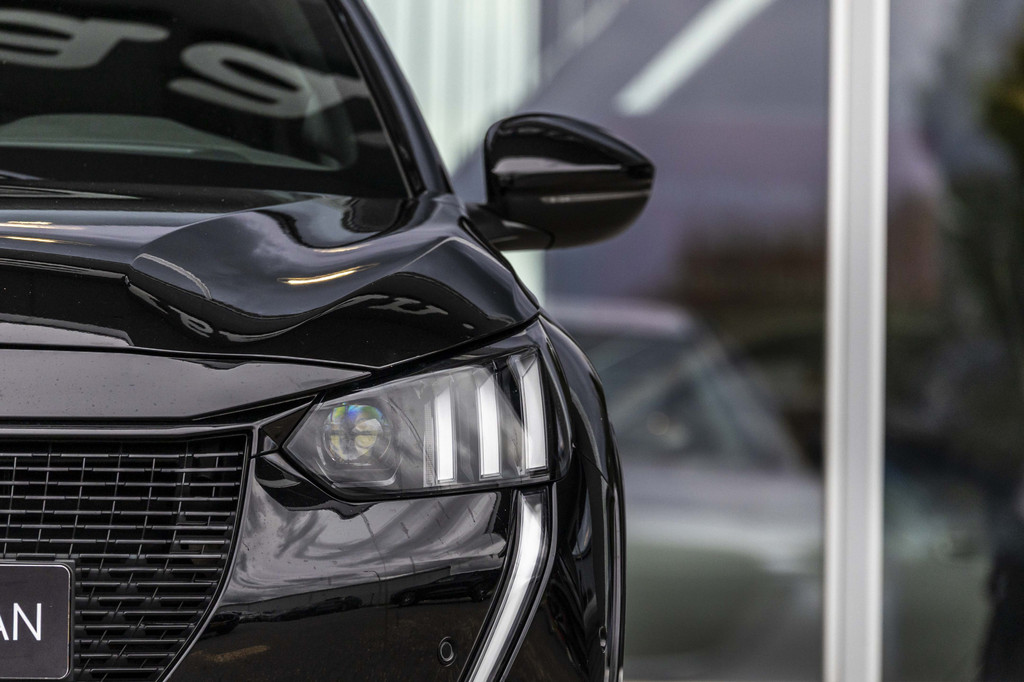 Peugeot e-208 (N478KB) met abonnement