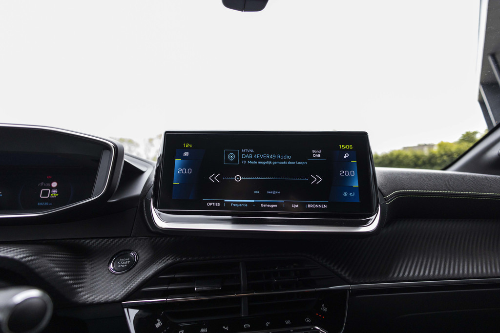 Peugeot e-208 (N478KB) met abonnement