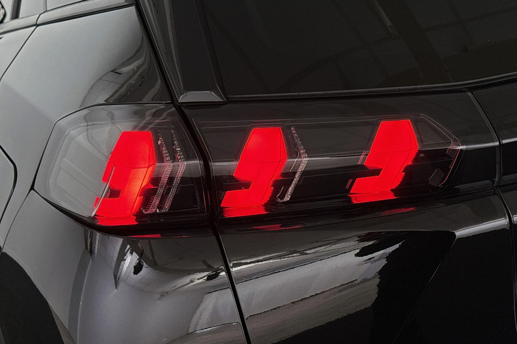 Peugeot e-2008 (L497VL) met abonnement