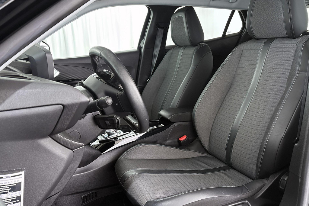 Peugeot e-2008 (L497VL) met abonnement