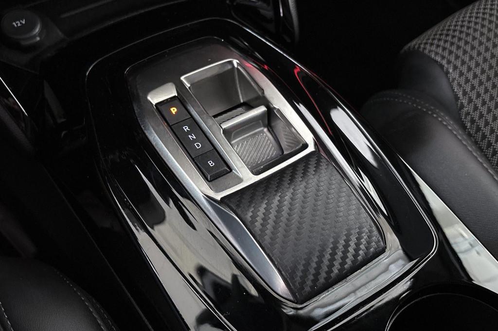 Peugeot e-2008 (T812HG) met abonnement