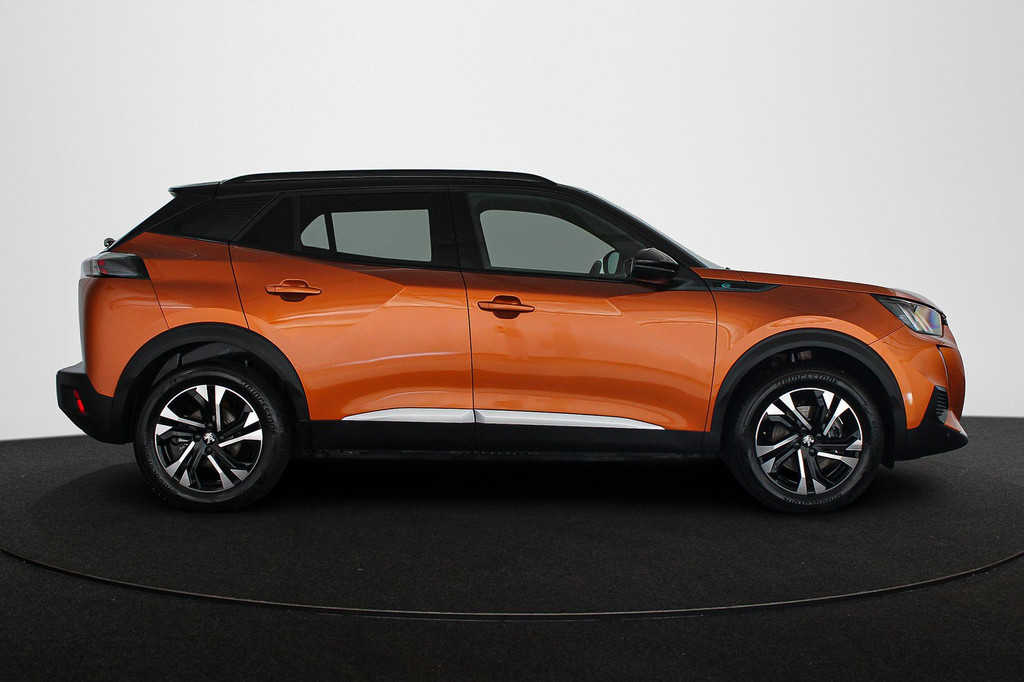 Peugeot e-2008 (T812HG) met abonnement