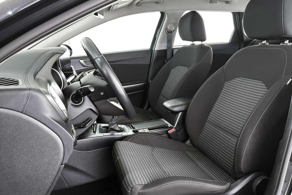 Kia Ceed Sportswagon (T935TK) met abonnement