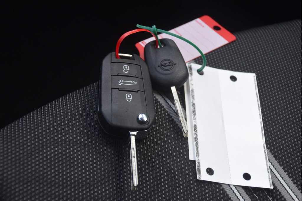 Opel Corsa (KFG94V) met abonnement