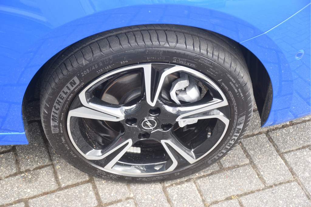 Opel Corsa (KFG94V) met abonnement
