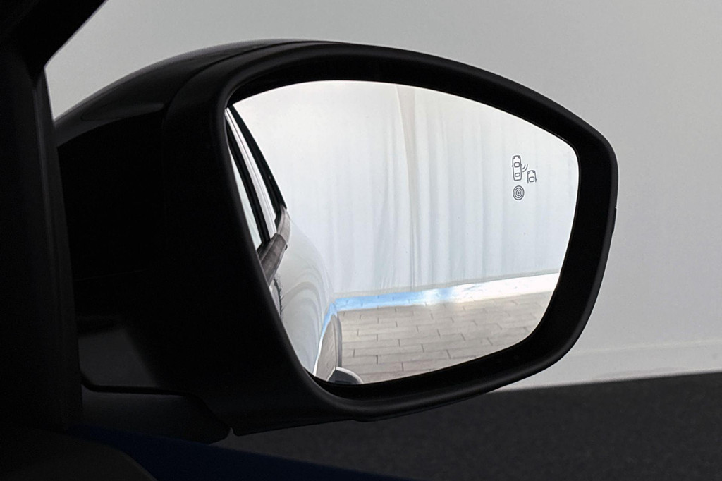 Lancia Ypsilon (JHV11R) met abonnement