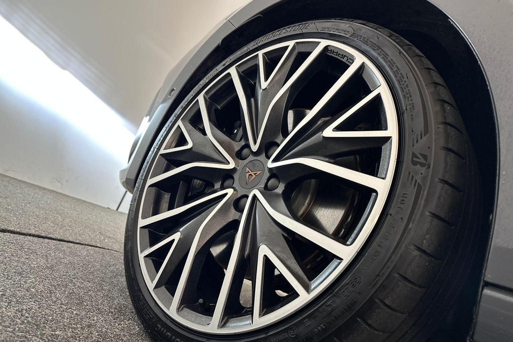 CUPRA Leon Sportstourer (KJL65D) met abonnement