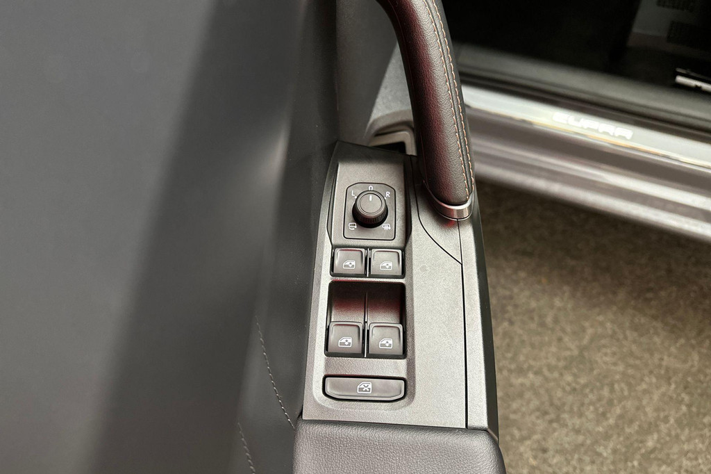 CUPRA Leon Sportstourer (KJL65D) met abonnement