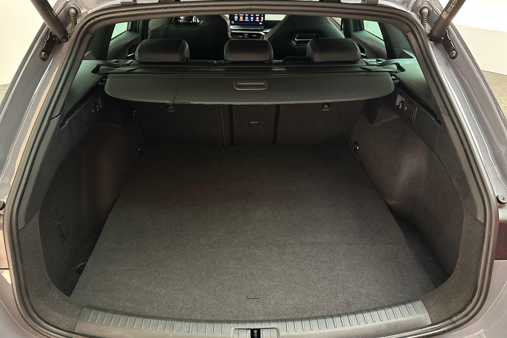 CUPRA Leon Sportstourer (KJL65D) met abonnement