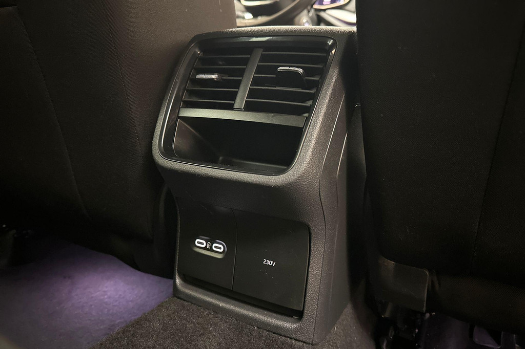 ŠKODA Octavia (L737HH) met abonnement