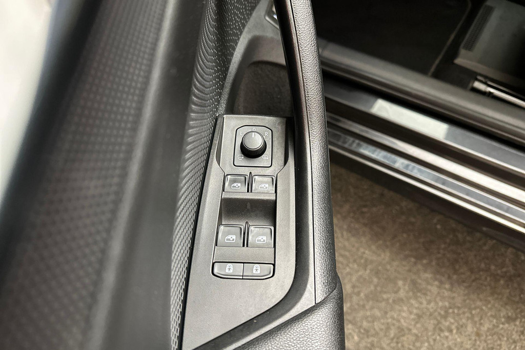 ŠKODA Octavia (L737HH) met abonnement