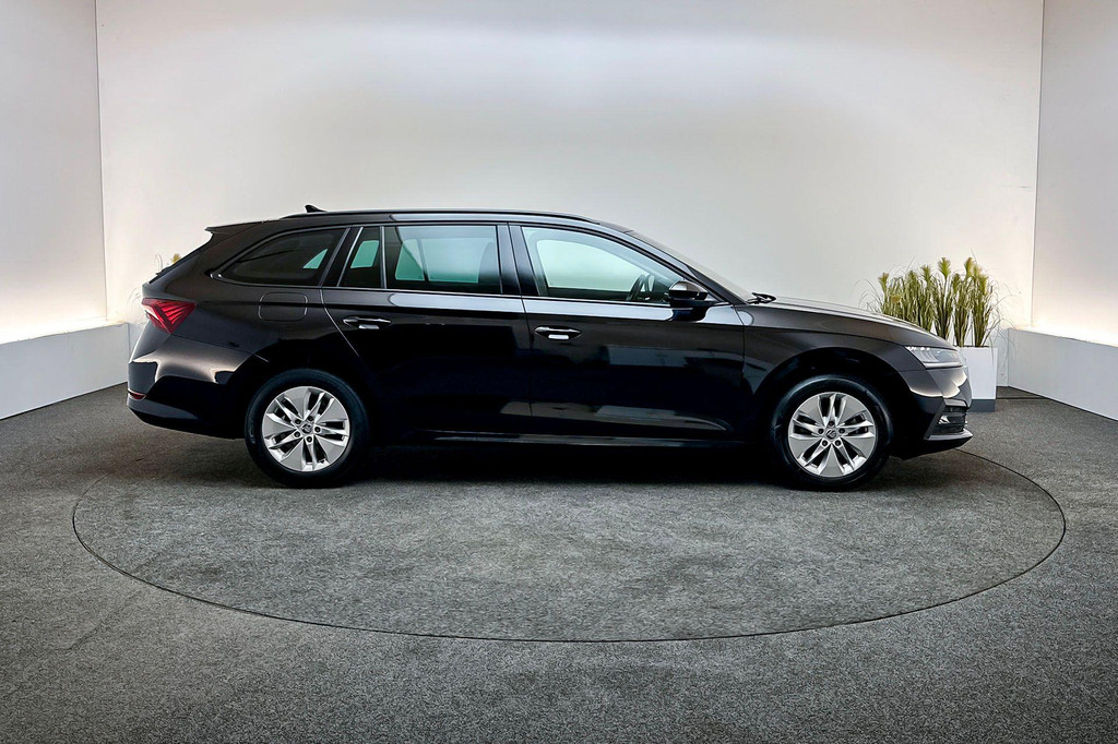 ŠKODA Octavia (L737HH) met abonnement