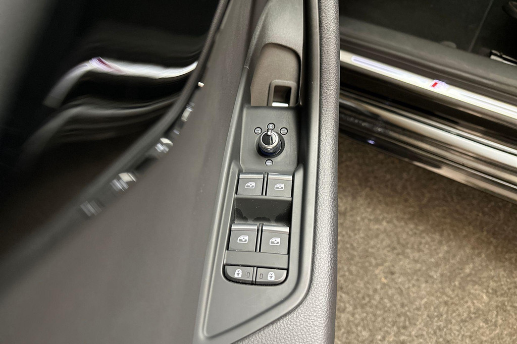 Audi A4 (P037ZZ) met abonnement
