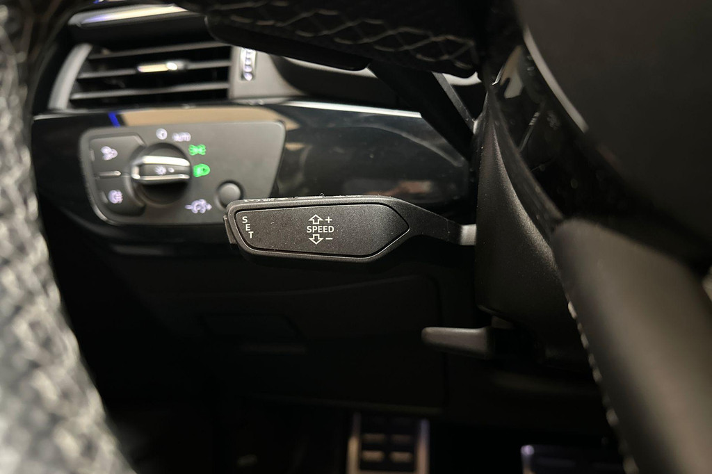 Audi A4 (P037ZZ) met abonnement