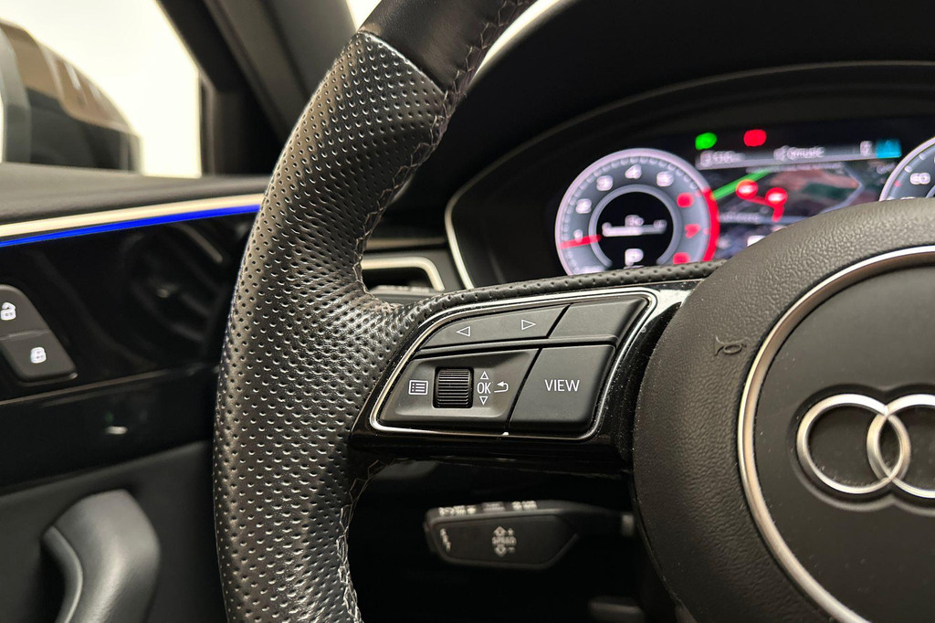 Audi A4 (P037ZZ) met abonnement