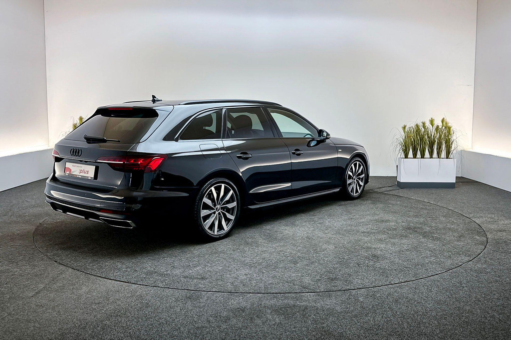Audi A4 (P037ZZ) met abonnement