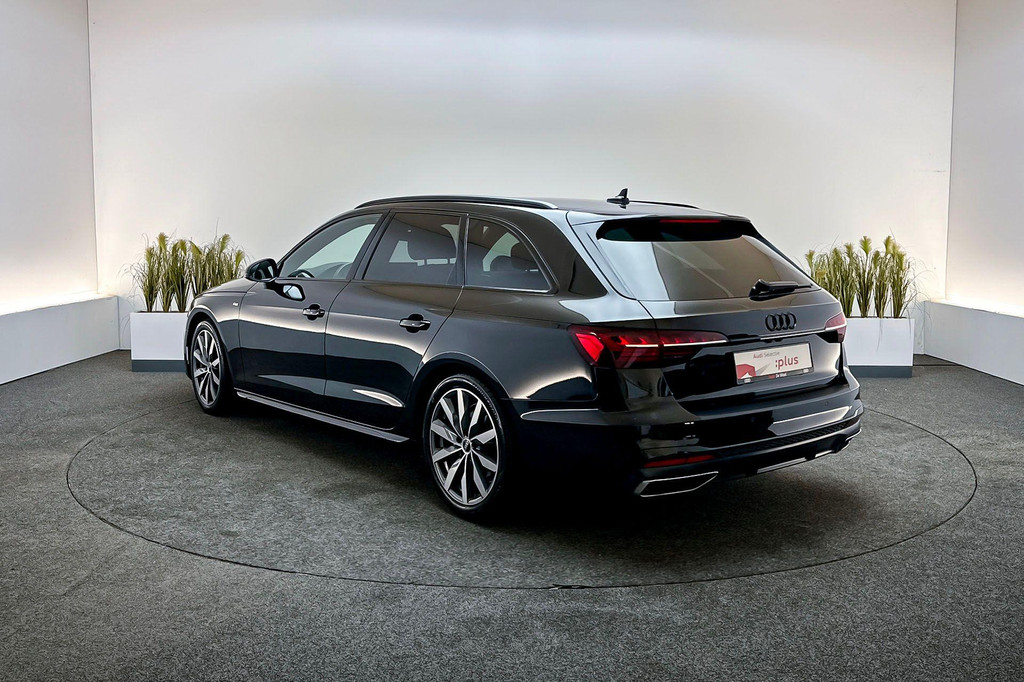 Audi A4 (P037ZZ) met abonnement