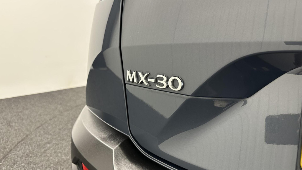 Mazda MX-30 (X452KF) met abonnement