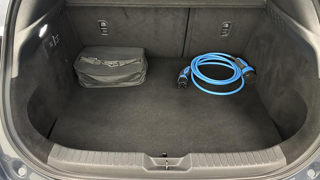 Mazda MX-30 (X452KF) met abonnement