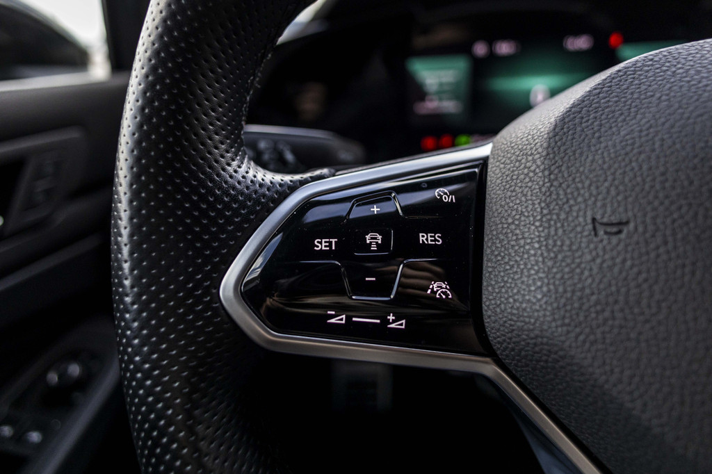 Volkswagen Golf GTE (KHZ13F) met abonnement
