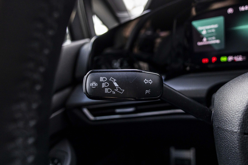 Volkswagen Golf GTE (KHZ13F) met abonnement
