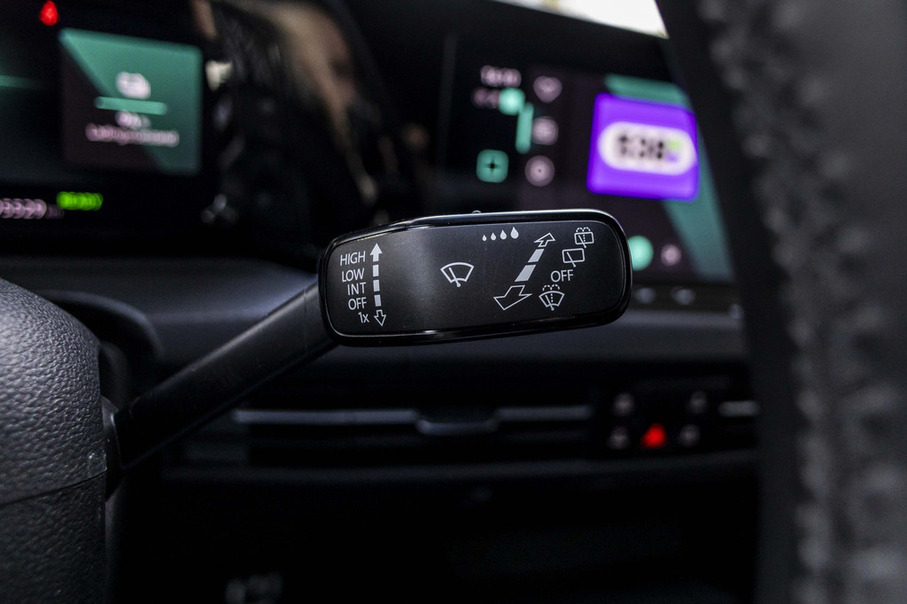 Volkswagen Golf GTE (KHZ13F) met abonnement
