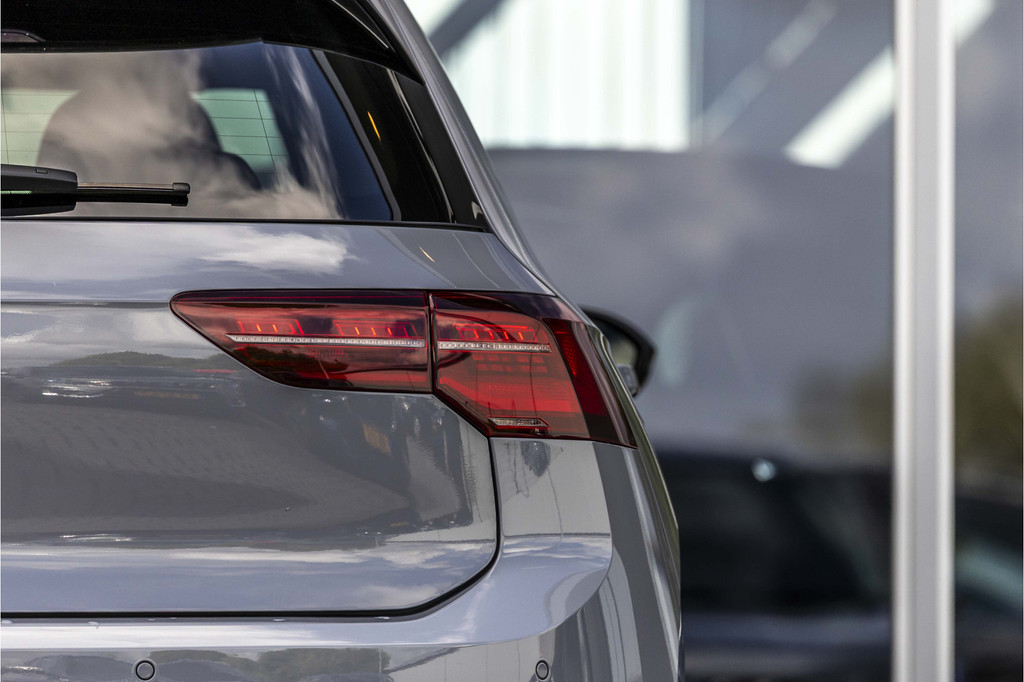 Volkswagen Golf GTE (KHZ13F) met abonnement