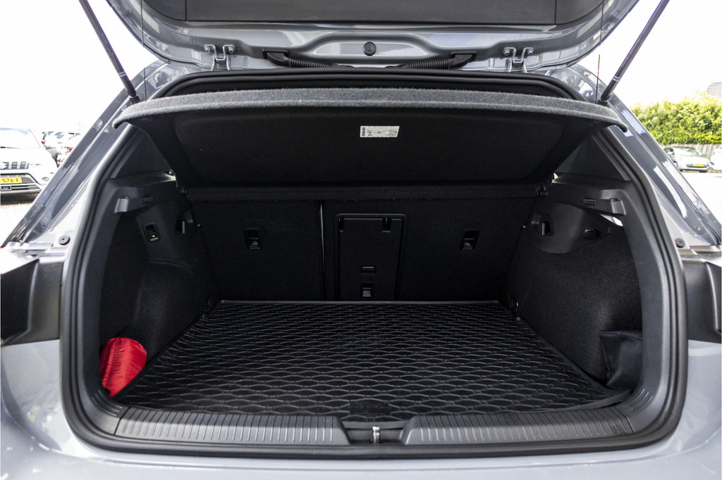 Volkswagen Golf GTE (KHZ13F) met abonnement