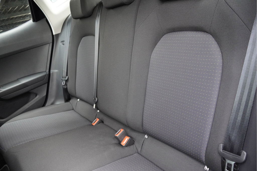 Seat Arona (P684KB) met abonnement