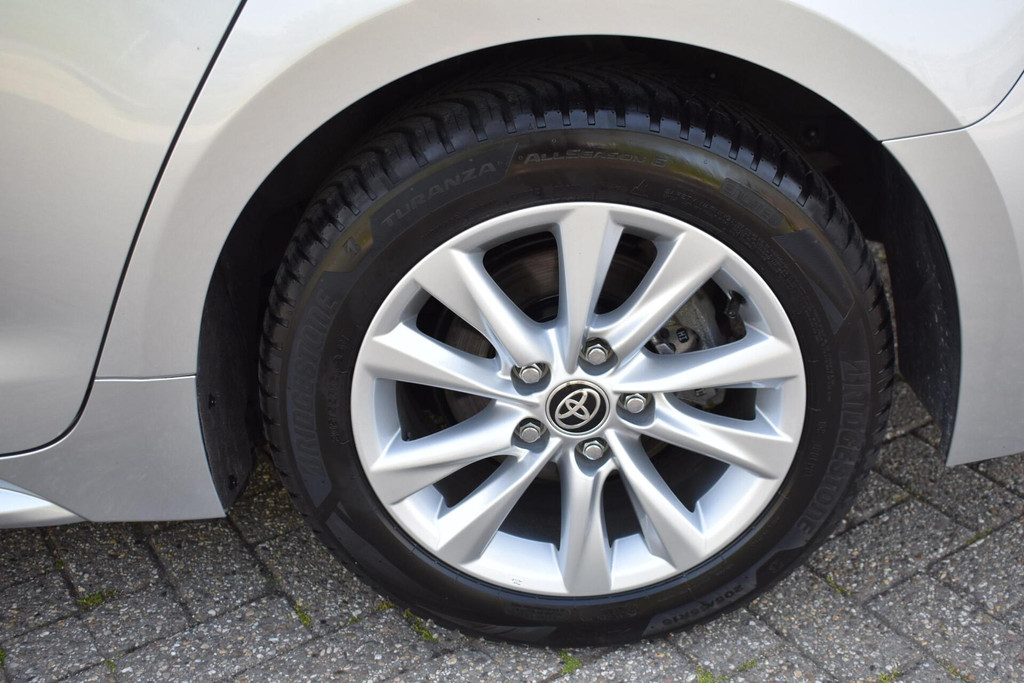 Toyota Corolla Touring Sports (Z479LK) met abonnement