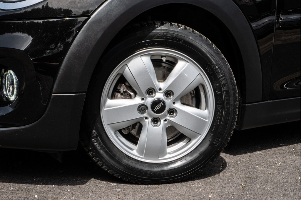 MINI 5-Deurs (K716VD) met abonnement