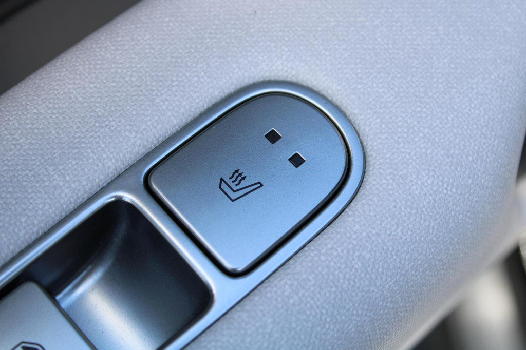 Hyundai IONIQ (X680RG) met abonnement