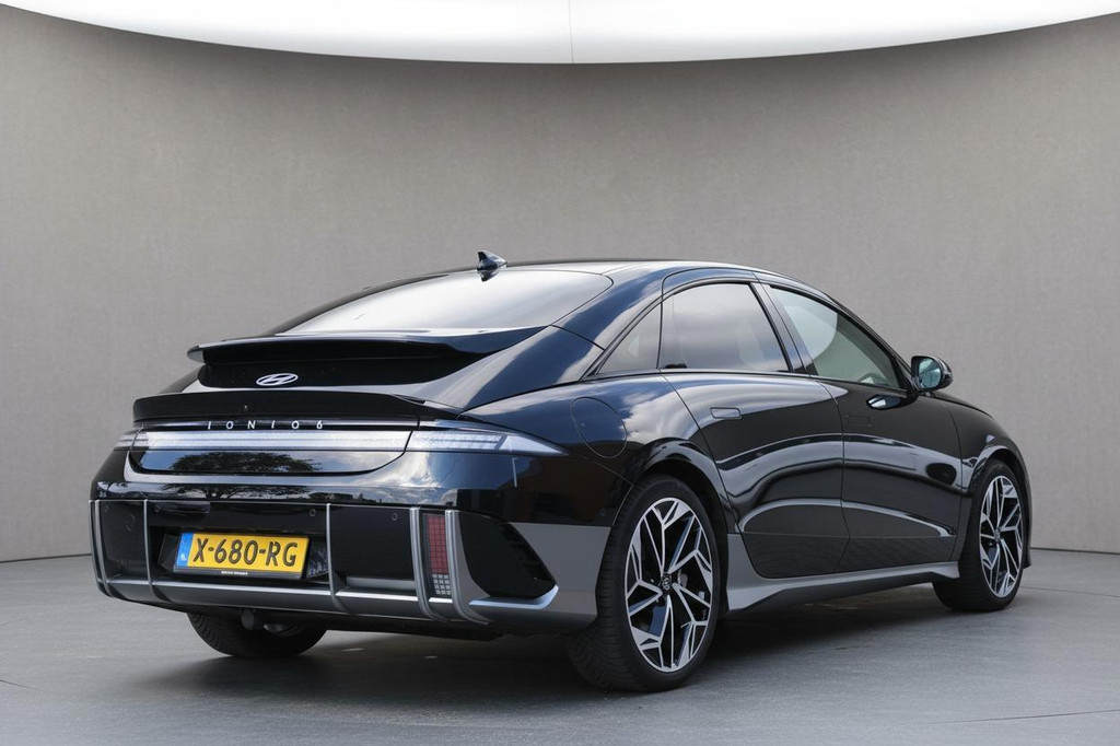 Hyundai IONIQ (X680RG) met abonnement